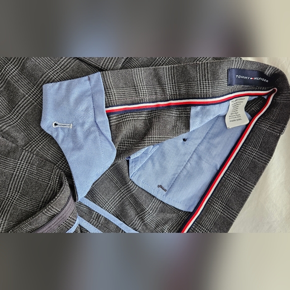 Tommy Hilfiger Pants 40W/30L - Picture 5 of 7